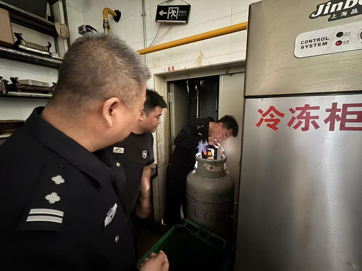 图片 2.png 图片 2.png