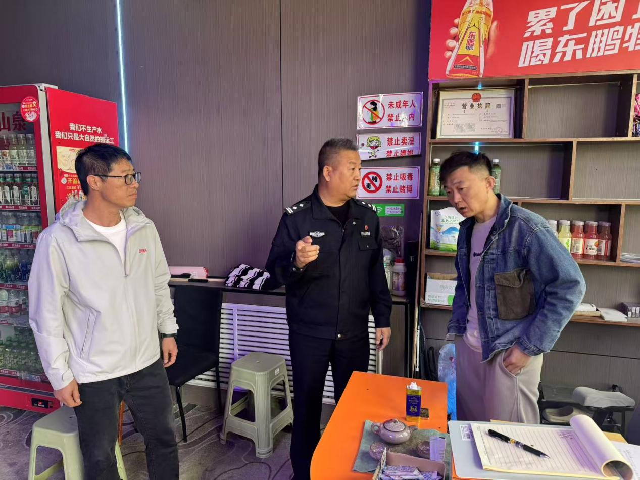 图片 1.png 图片 1.png